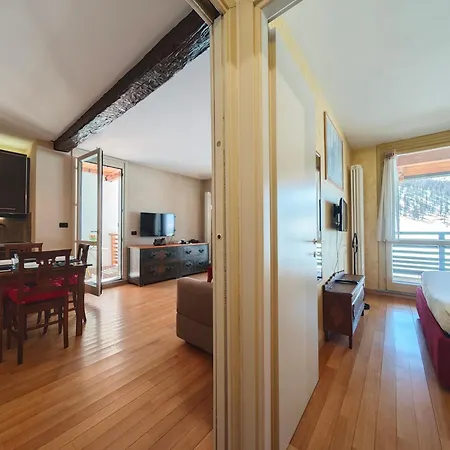 Hostdomus - Alpine Escape Apartmán Sestriere