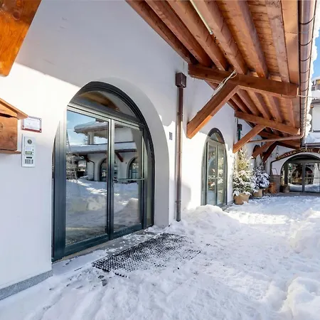 Apartment Hostdomus - Alpine Escape